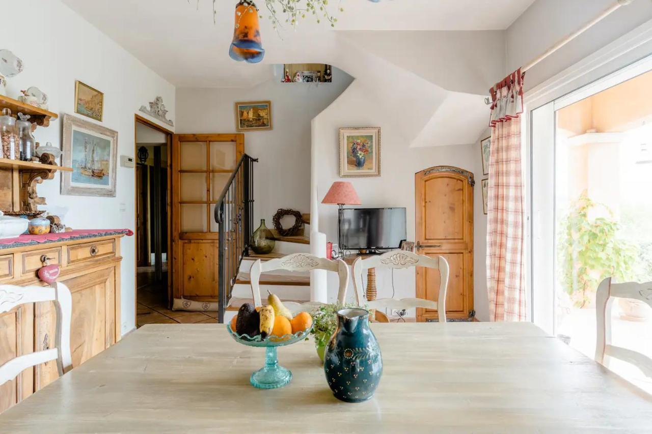 Agreable Chambre D'Hotes Avec Piscine Bed & Breakfast Le Beausset Bagian luar foto