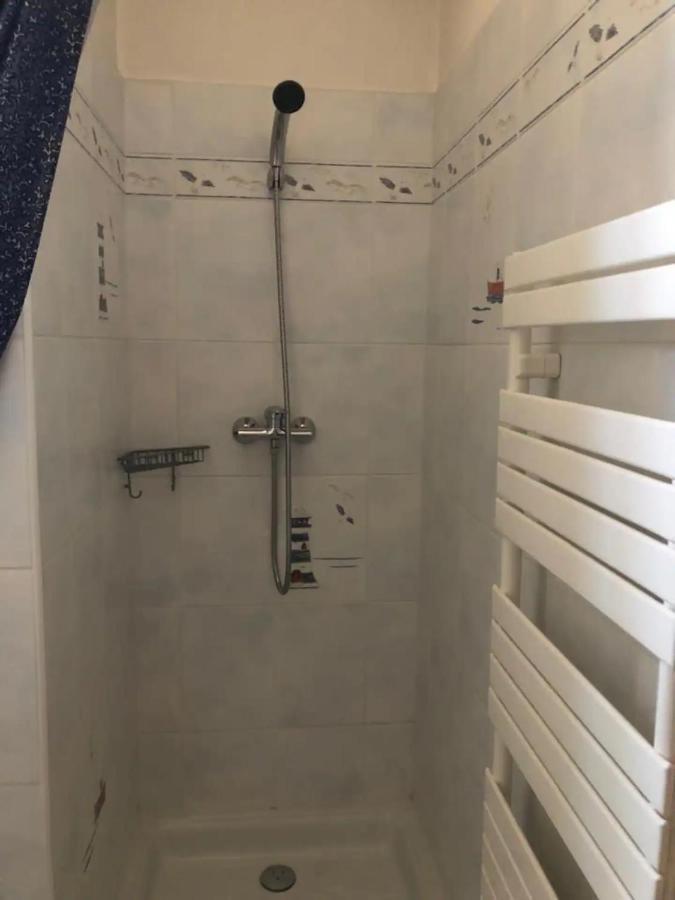 Agreable Chambre D'Hotes Avec Piscine Bed & Breakfast Le Beausset Bagian luar foto