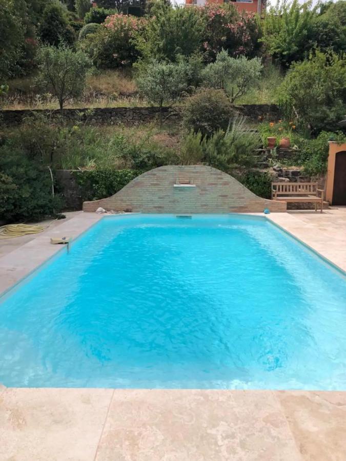 Agreable Chambre D'Hotes Avec Piscine Bed & Breakfast Le Beausset Bagian luar foto