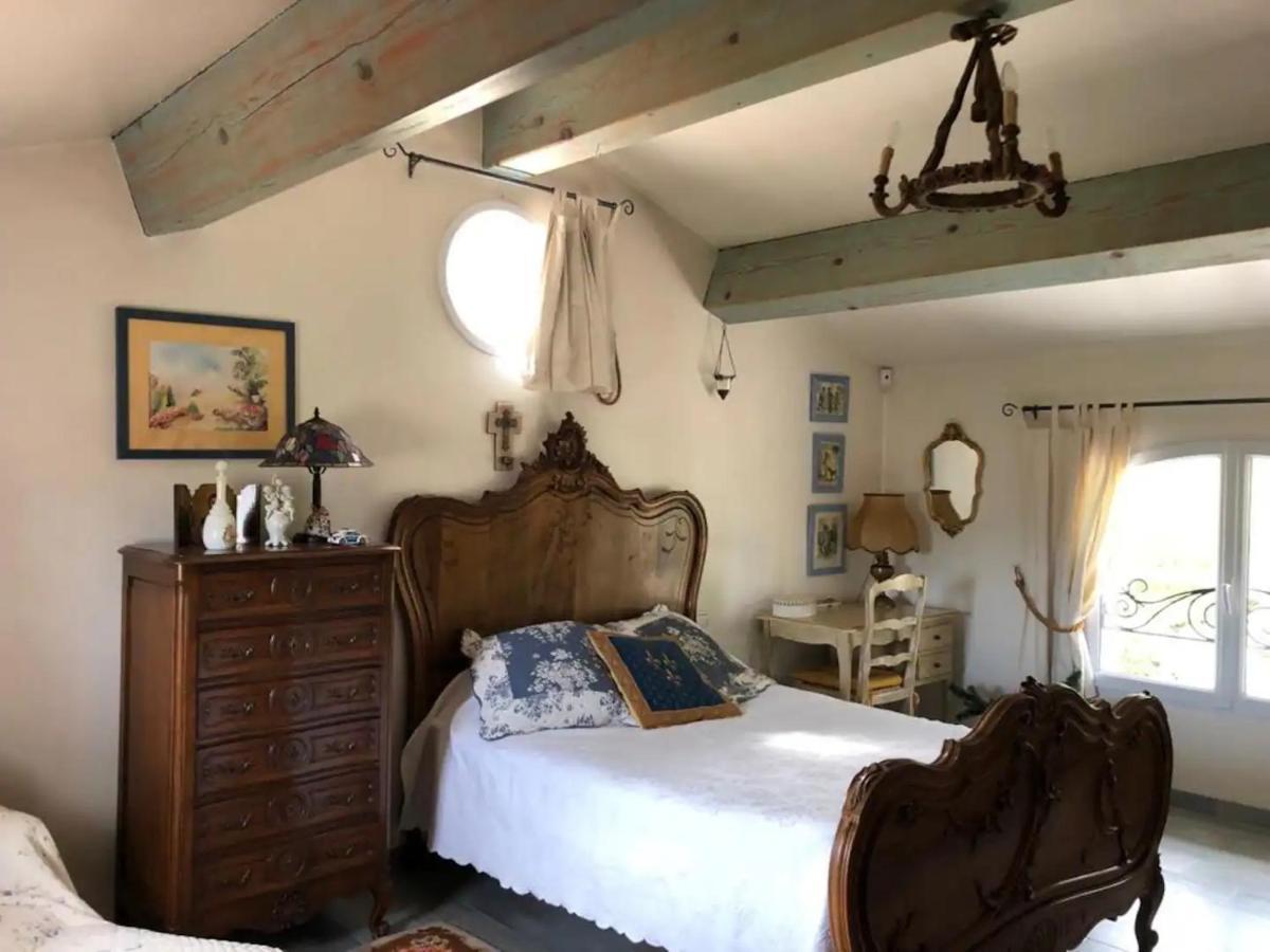 Agreable Chambre D'Hotes Avec Piscine Bed & Breakfast Le Beausset Bagian luar foto